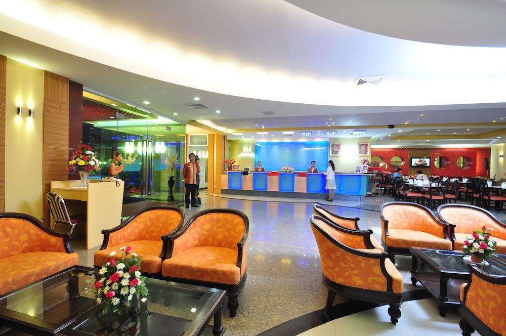 Bp Grand Suite Hotel Hat Yai Ngoại thất bức ảnh