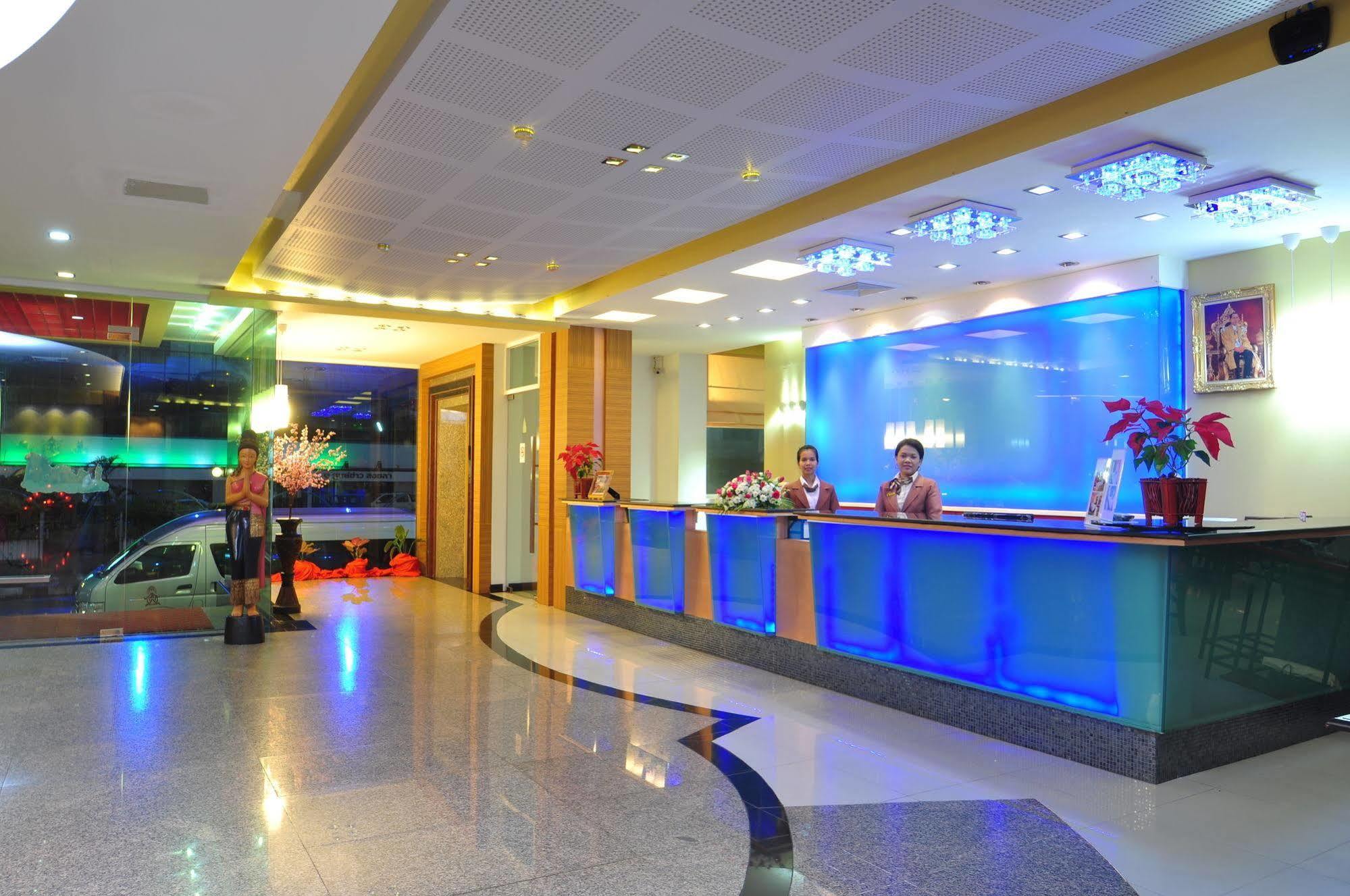 Bp Grand Suite Hotel Hat Yai Ngoại thất bức ảnh