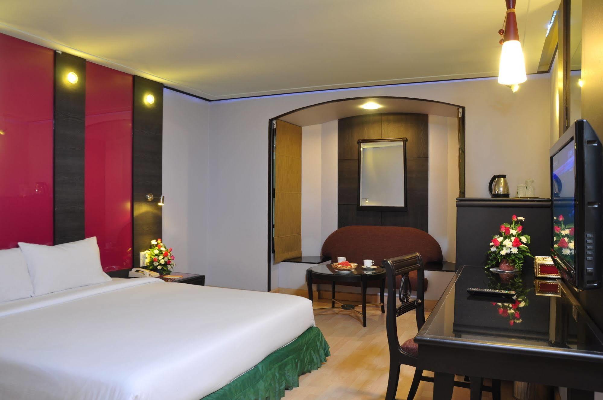 Bp Grand Suite Hotel Hat Yai Ngoại thất bức ảnh