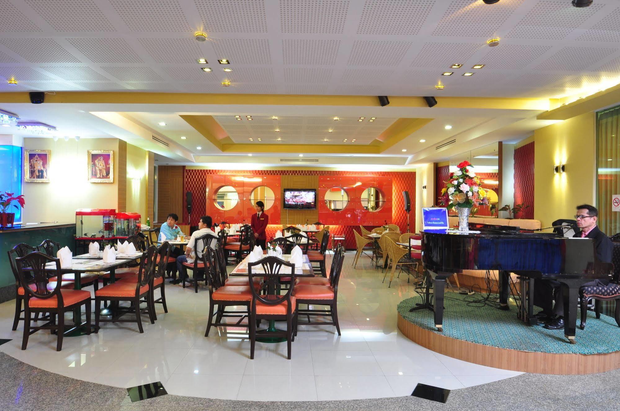 Bp Grand Suite Hotel Hat Yai Ngoại thất bức ảnh